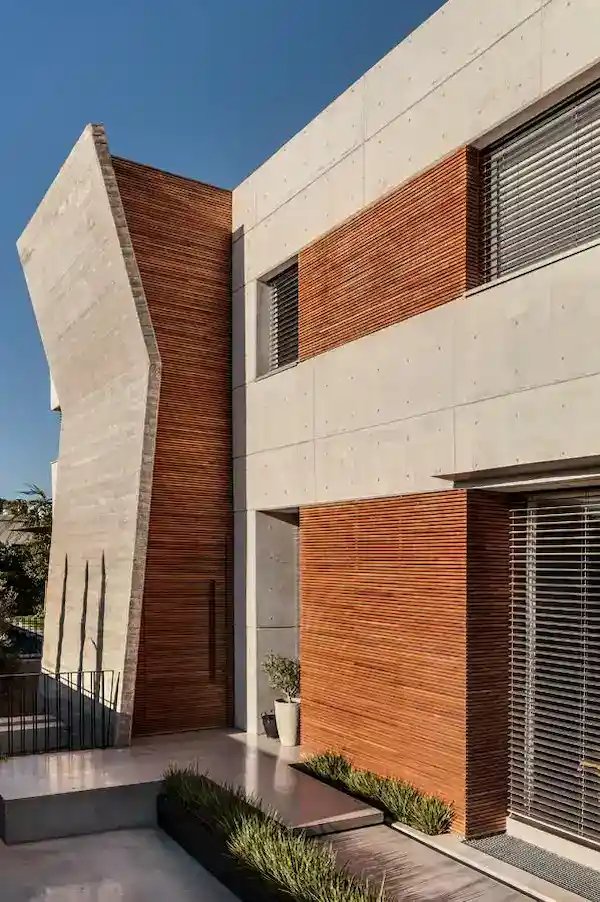 חיפוי קיר מעץ