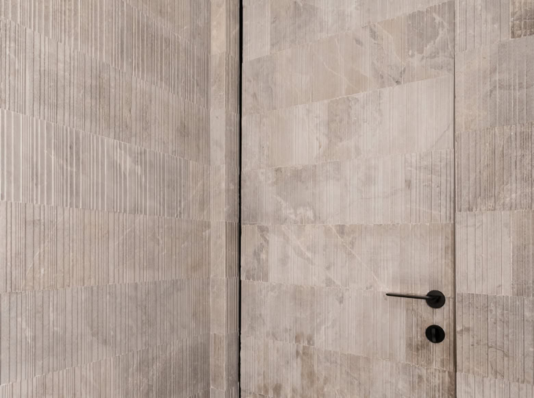 דלת פנים רצפה תקרה מדגם skyline (1)