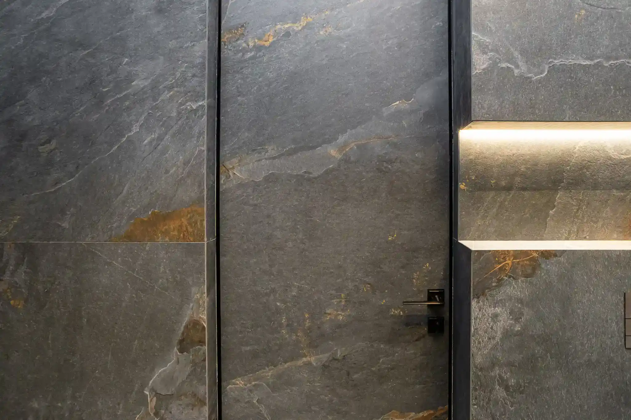 דלתות פנים יוקרתיות: עיצוב, איכות וסטנדרט גבוה 13 דלתות פנים יוקרתיות: עיצוב, איכות וסטנדרט גבוה