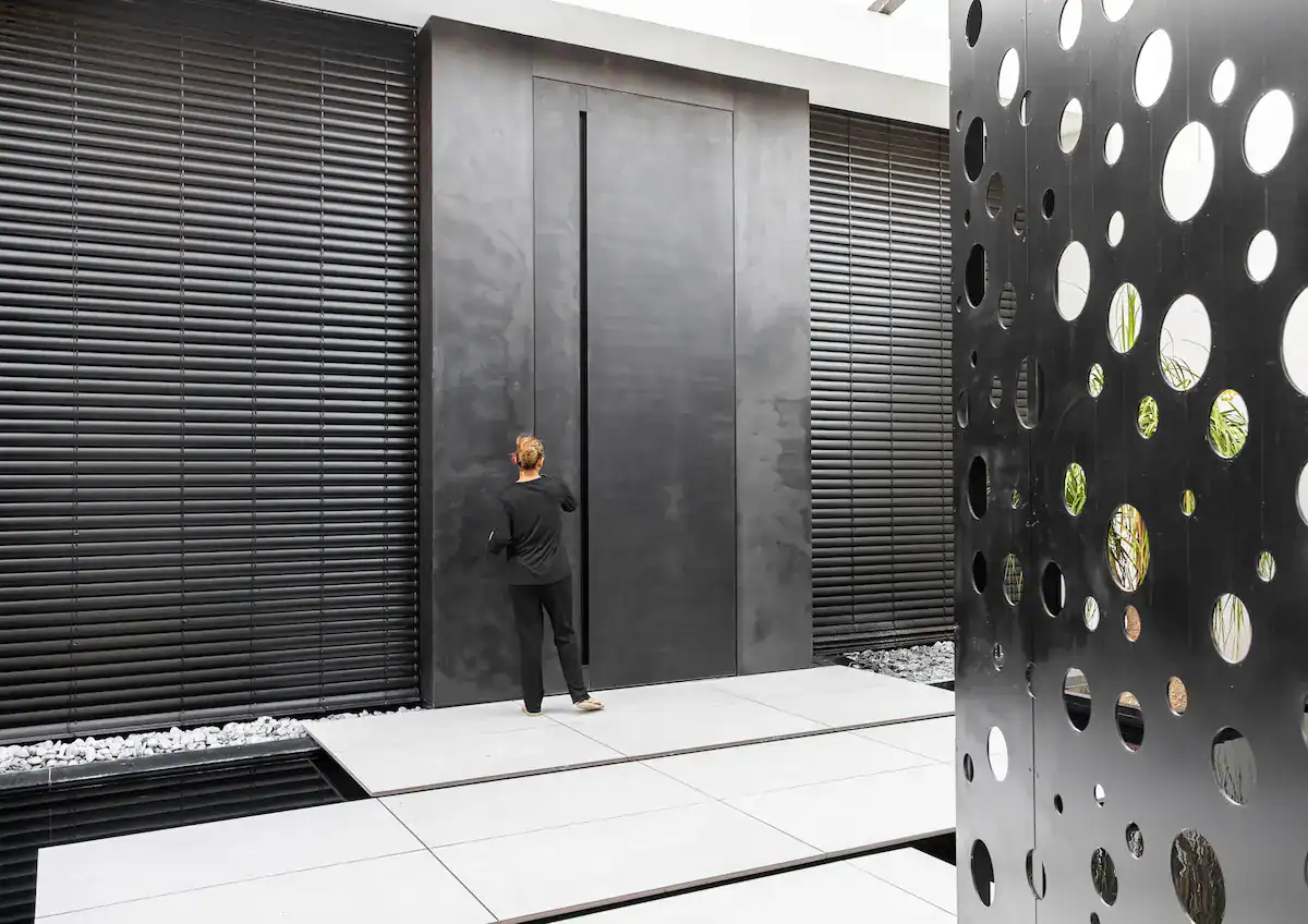 דלתות כניסה מודרניות 9 דלתות כניסה מודרניות