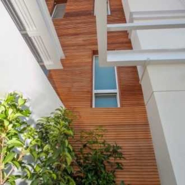 חיפוי קירות עץ