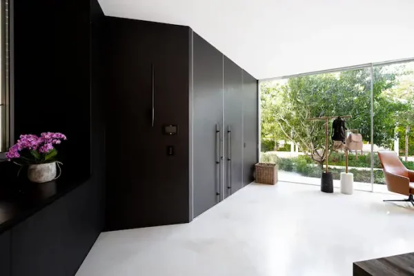 דלת אלומיניום